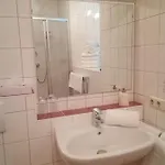 公寓 Bruckberg Nahe Areitxpress 滨湖采尔